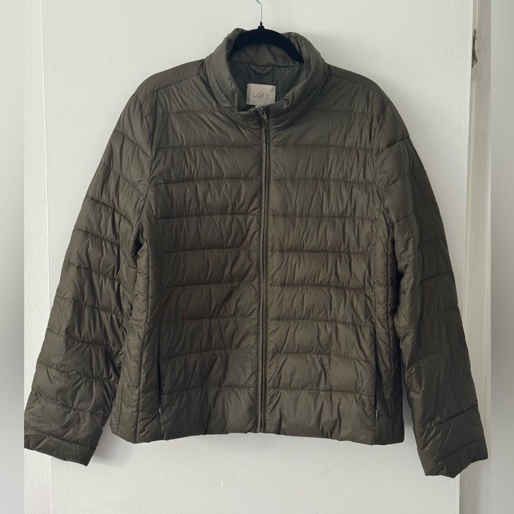 LOFT Women's Khaki Puffer Jacket